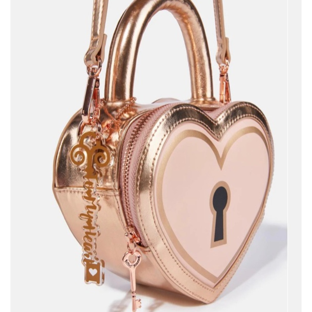 Rose gold Betsey Johnson Heart locket purse